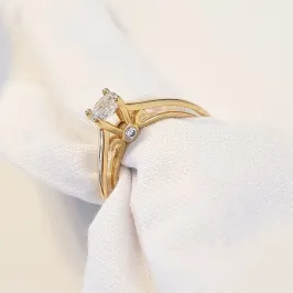 Anel Solitário Liso Princesa Zircônia (n14)