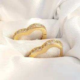 Brinco Argolinha Coração Cravejado M