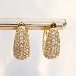 Brinco Argolinha Gota Cravejada M