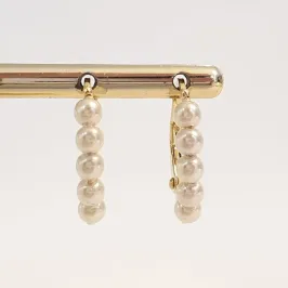 Brinco Argolinha Oval Perolinhas