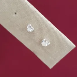 Brinco Coraçãozinho de Luz