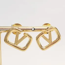 Brinco Retângulo Liso V Detalhado