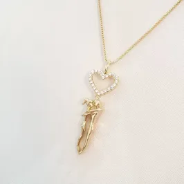 Colar Casal Abraçado Coração Cravejado