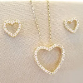 Conjunto Coração Vazado Cravejado