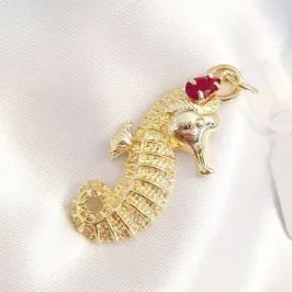 Pingente Cavalo Marinho e Zircônia