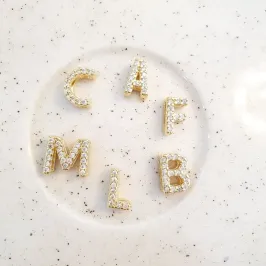 Pingente Letra A Cravejada