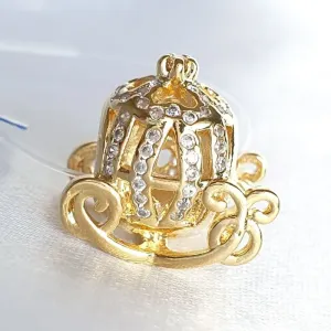 Berloque Carruagem Cravejada
