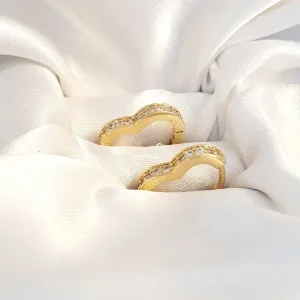 Brinco Argolinha Coração Cravejado G