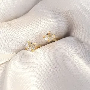 Brinco Ponto de Luz 15 (Cristal)