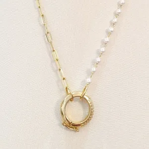 Colar Cartier e Pérolas (Fecho Cravejado)