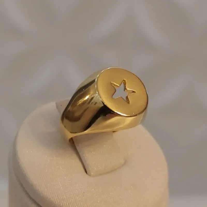 Anel Dedinho Estrela Vazada (ajustável)