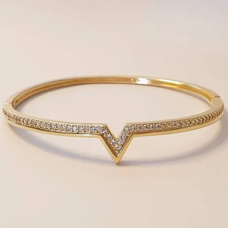 Bracelete V Cravejado