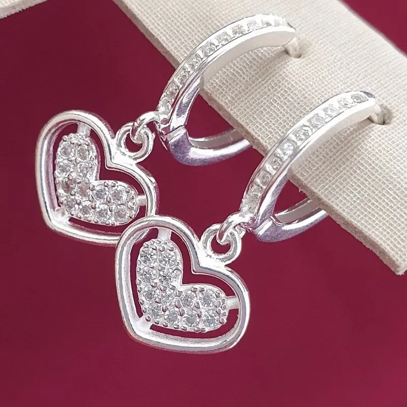 Brinco Argolinha Coração Cravejado