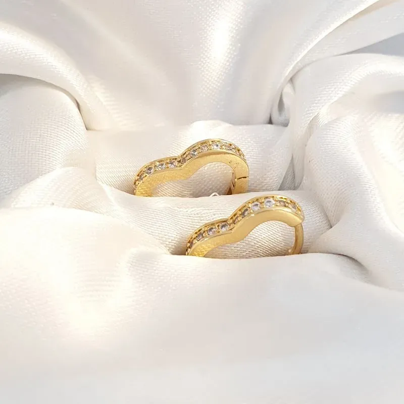 Brinco Argolinha Coração Cravejado G