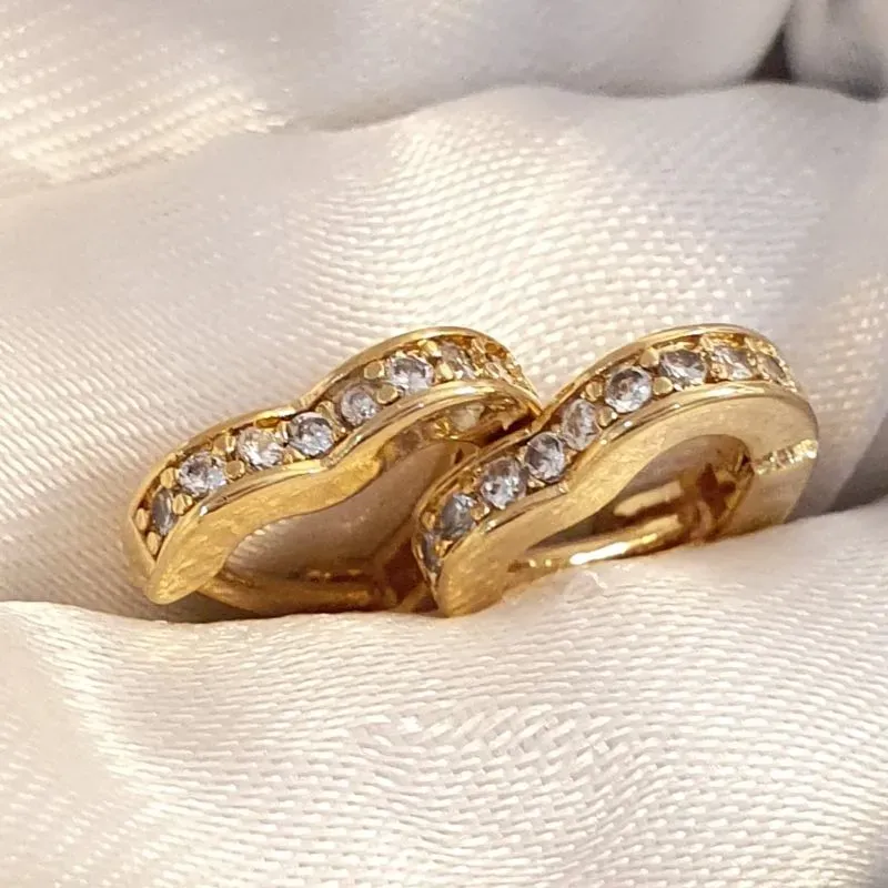 Brinco Argolinha Coração Cravejado PP