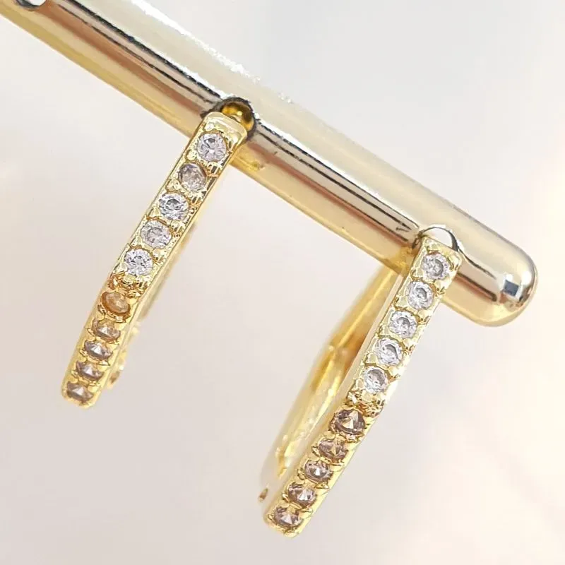 Brinco Argolinha Geometrica Cravejada