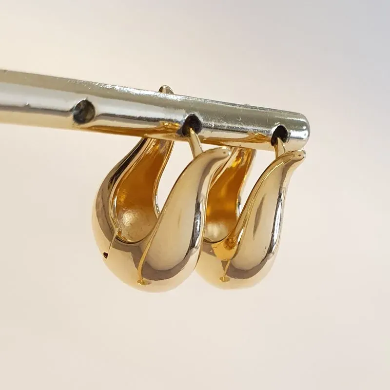 Brinco Argolinha Gota U G