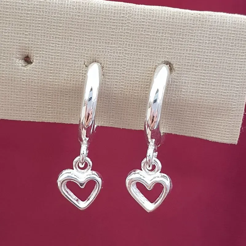 Brinco Argolinha Mini Coração Vazado