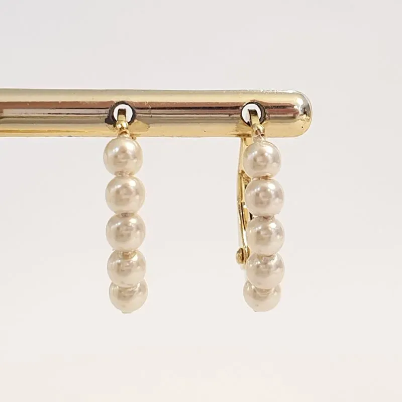 Brinco Argolinha Oval Perolinhas