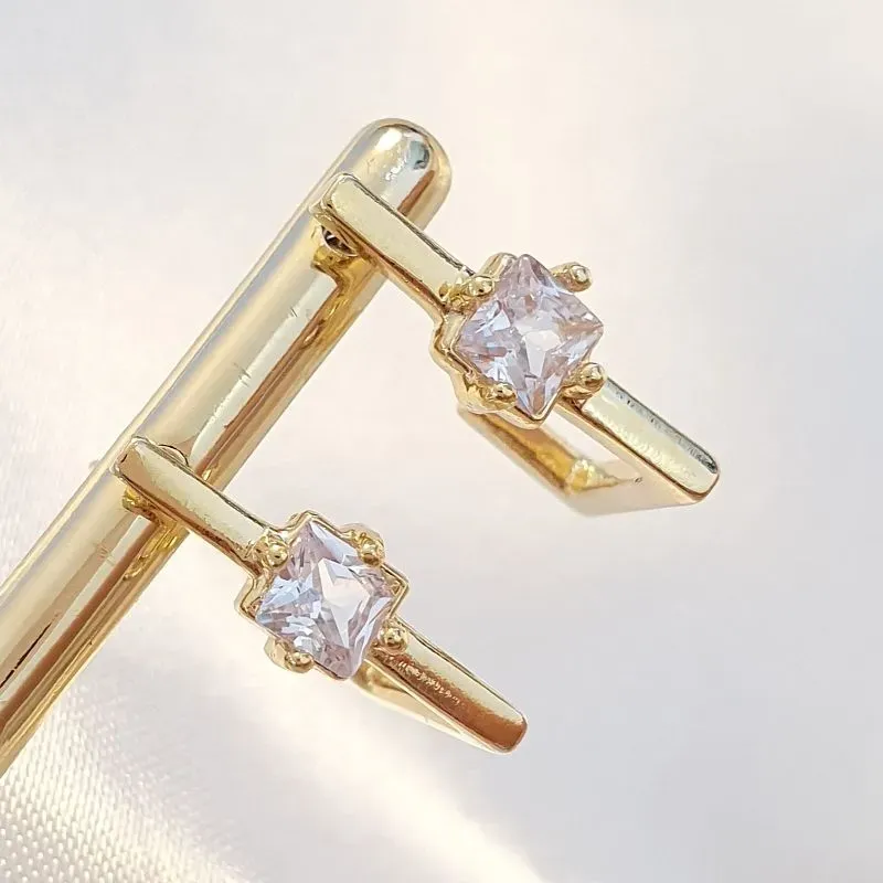 Brinco Ear Hook L Zircônia