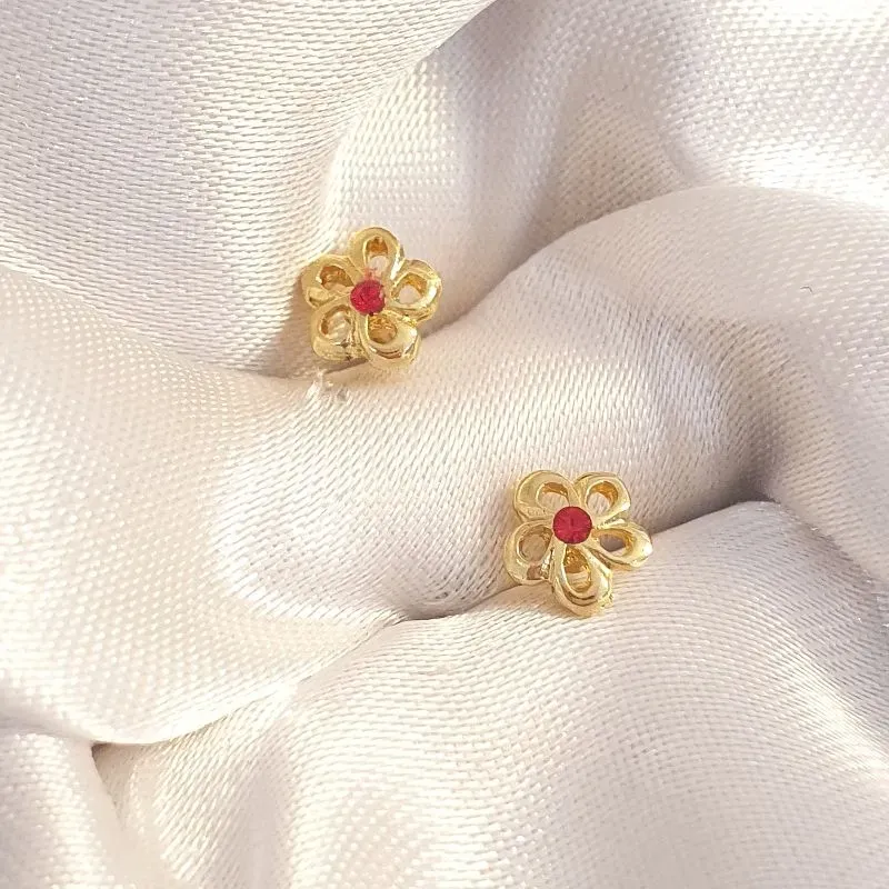 Brinco Florzinha Ponto Rosa