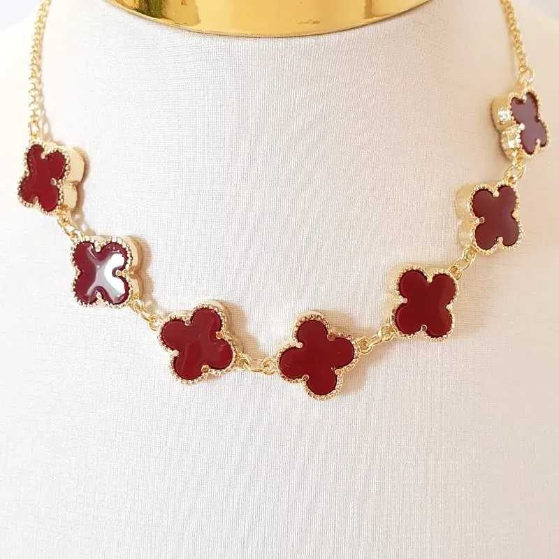 Colar 7 Trevos Vinho (choker)