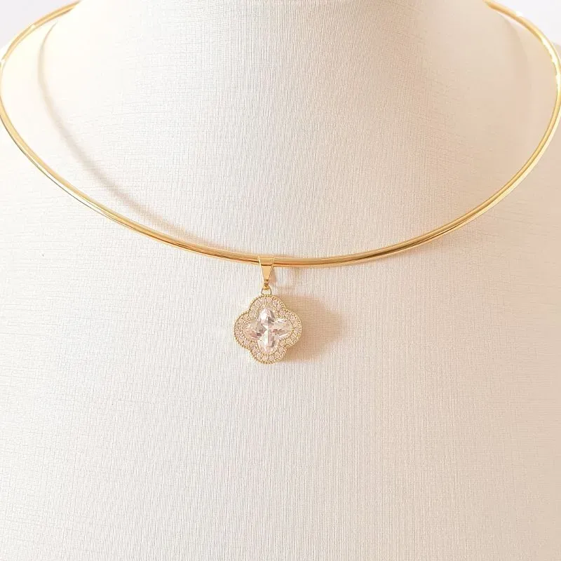 Colar Aro Trevo Cravejado (choker)