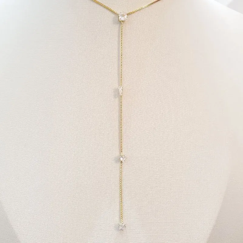 Colar Gravatinha Zircônias Formatos