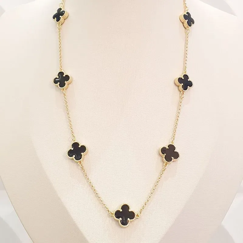 Colar Longo 7 Trevos Preto