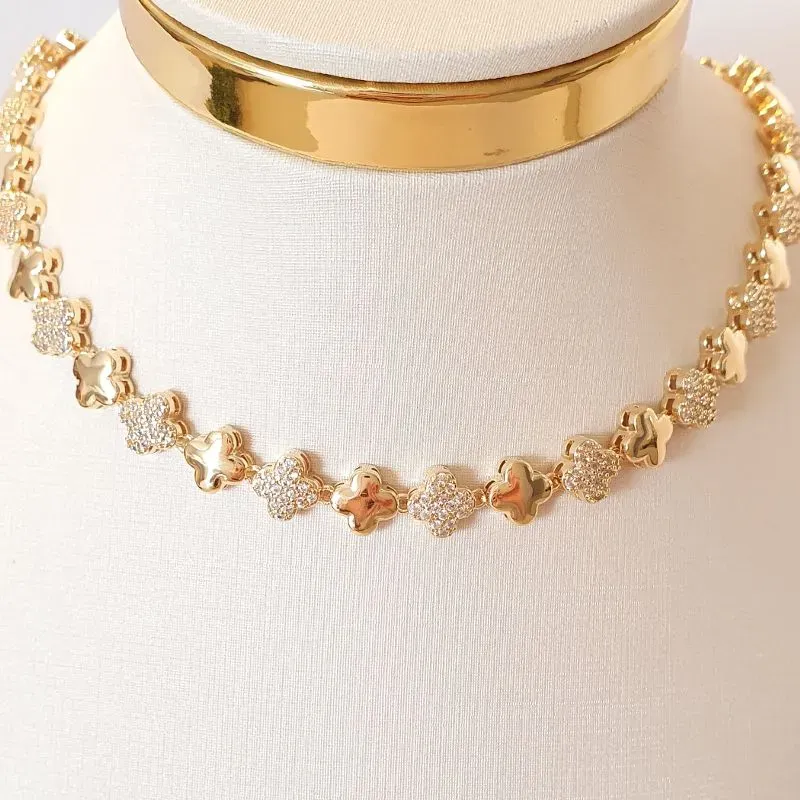 Colar Trevo Cravejado Alta Joalheria (choker)