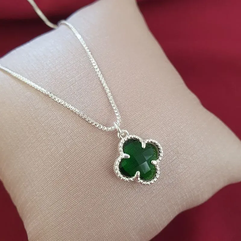 Colar Trevo Verde