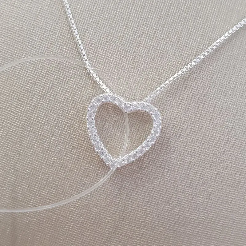 Pingente Coração Vazado Cravejado