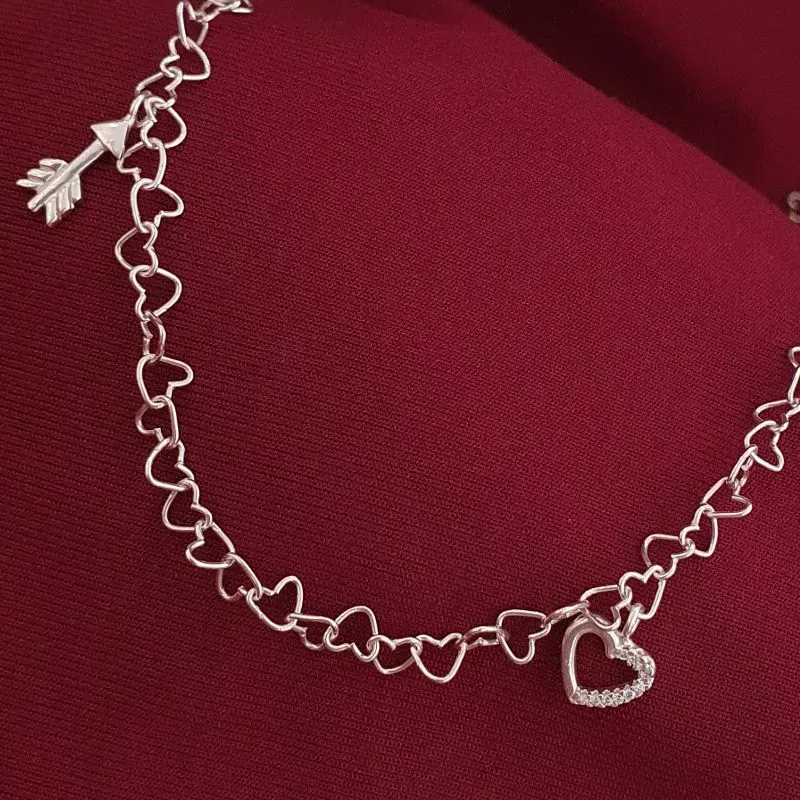 Tornozeleira Flechas Elos Corações