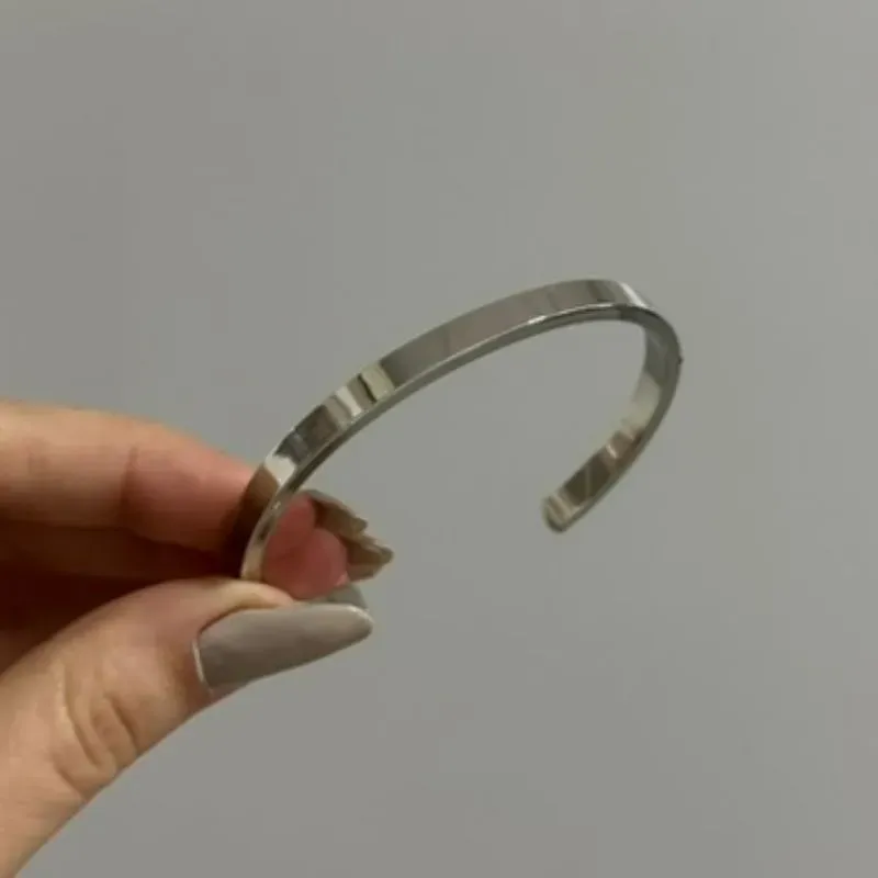 Bracelete Tubo Quadrado