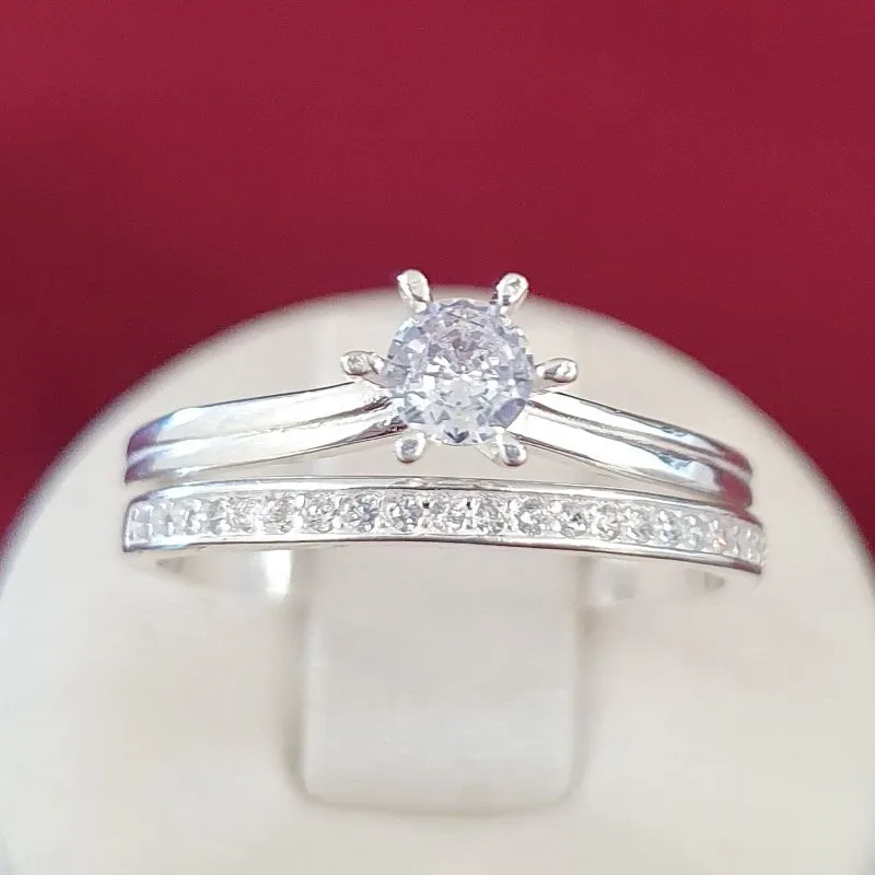 Anel Solitário em V e Linha Cravejada (n14)