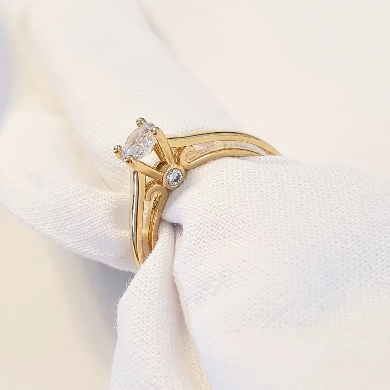 Anel Solitário Liso Princesa Zircônia (n14)