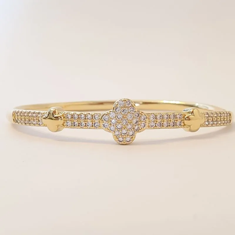 Bracelete Trevo Cravejado