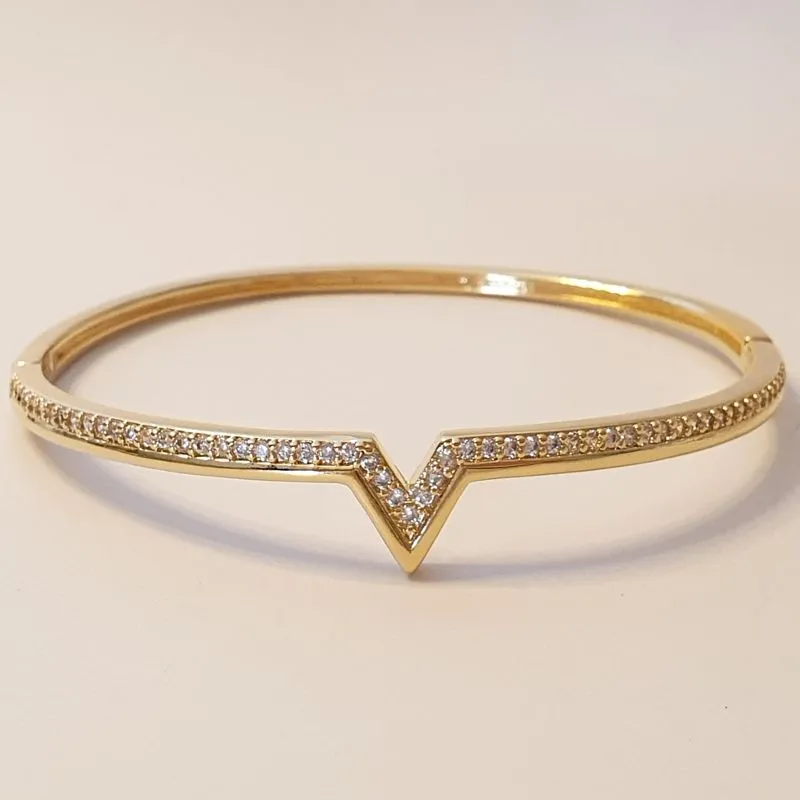 Bracelete V Cravejado