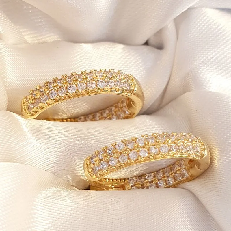 Brinco Argola Cravejada Externo e Interno