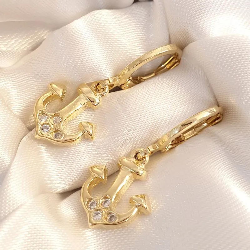 Brinco Argolinha Âncora Cravejada