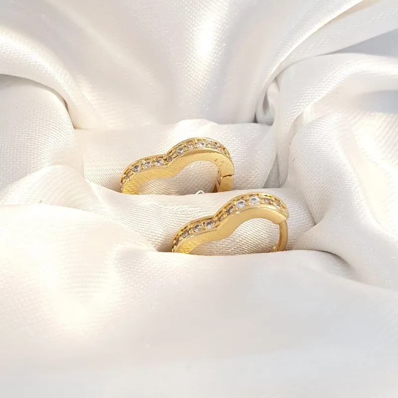 Brinco Argolinha Coração Cravejado G