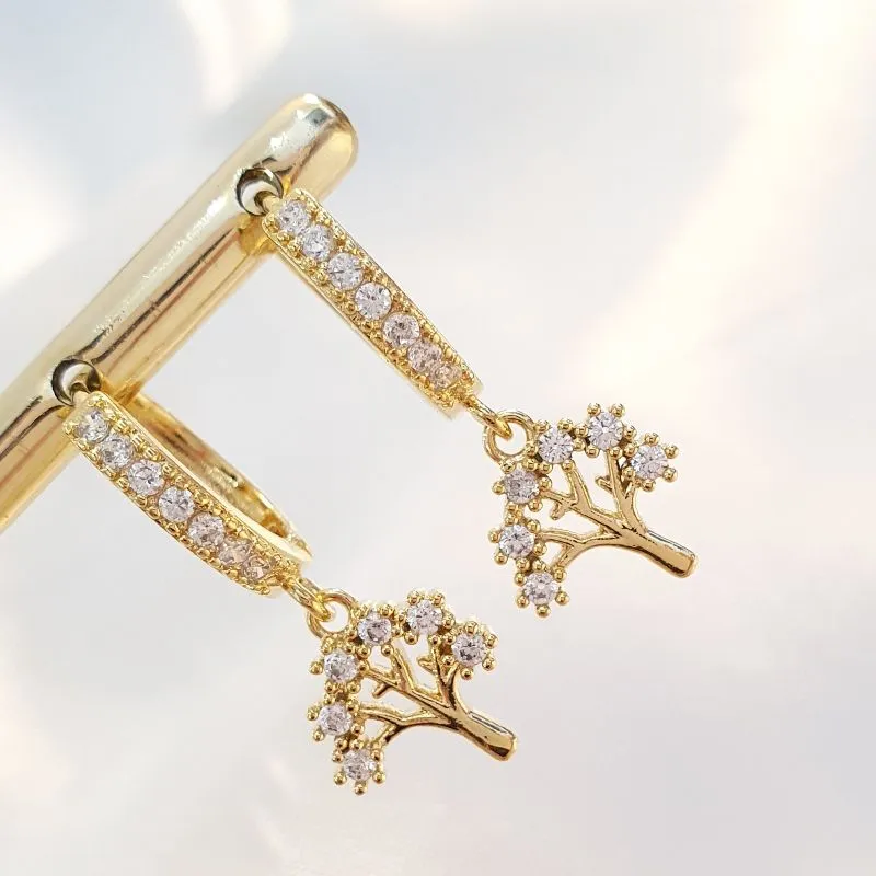 Brinco Argolinha Cravejada Árvore da Vida