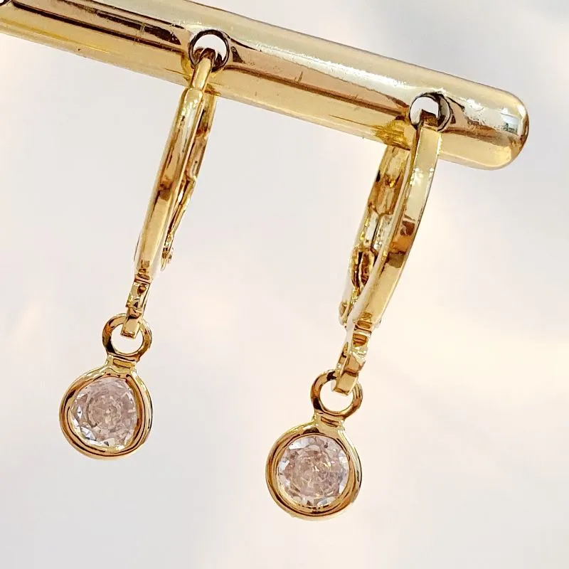 Brinco Argolinha Ponto de Luz P