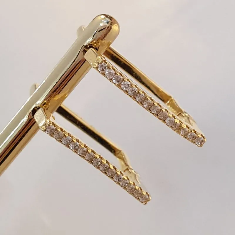 Brinco Argolinha Retangular Cravejada G