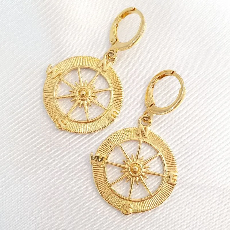 Brinco Argolinha Rosa dos Ventos