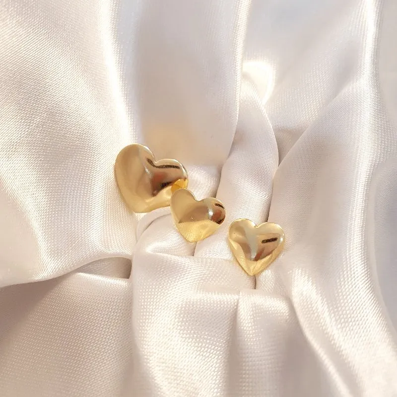 Brinco Trio Coração Abaulado