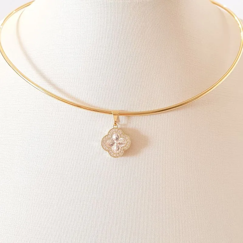 Colar Aro Trevo Cravejado (choker)