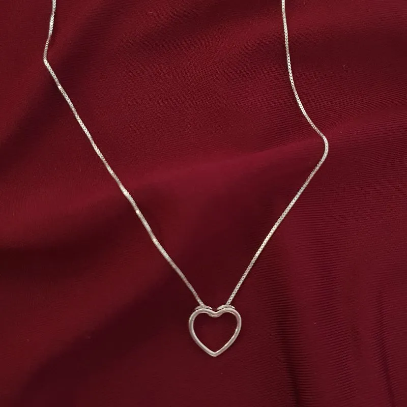 Colar Coração Vazado P