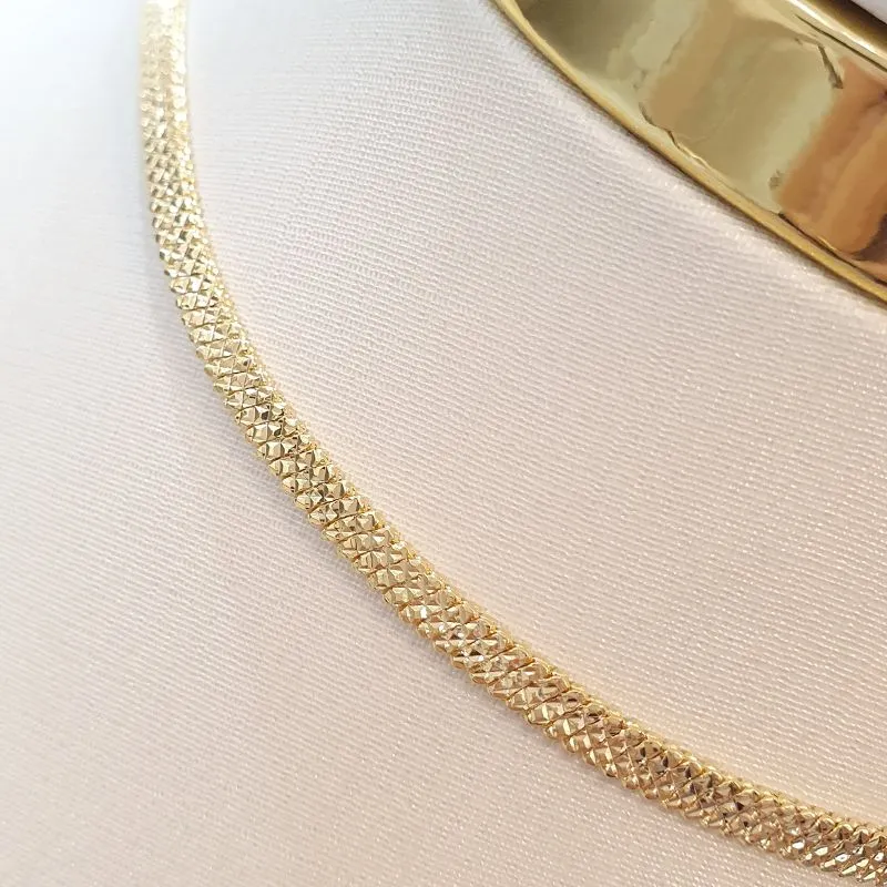 Colar Fita Detalhada 32cm (+10)