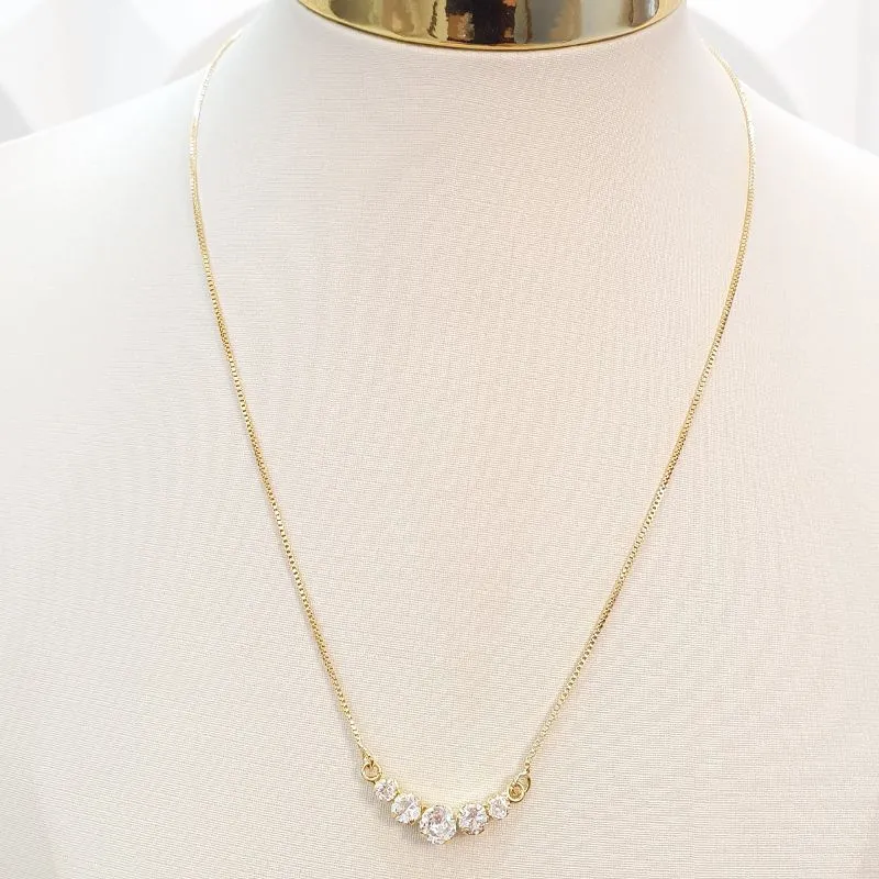 Colar Zircônias em V